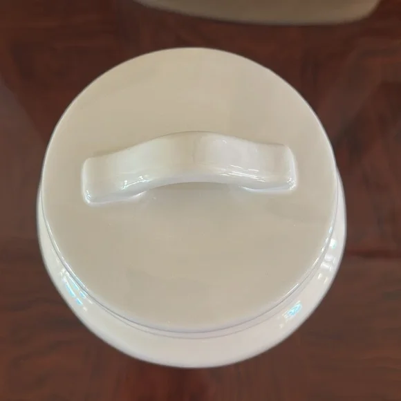 Rae Dunn *NWOT* "More Please" Large Ceramic Canister with Lid - Picture 3 of 13